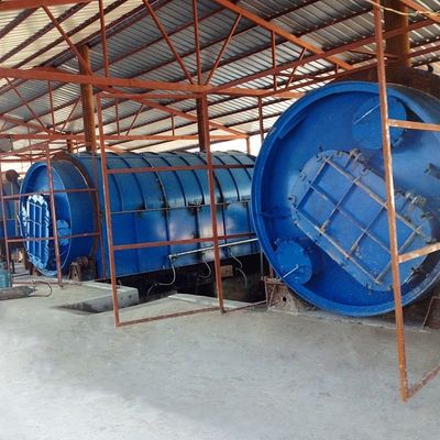Materia prima de caucho 2022 Máquina de craqueo térmico para refinar los residuos de neumáticos a equipos de petróleo
